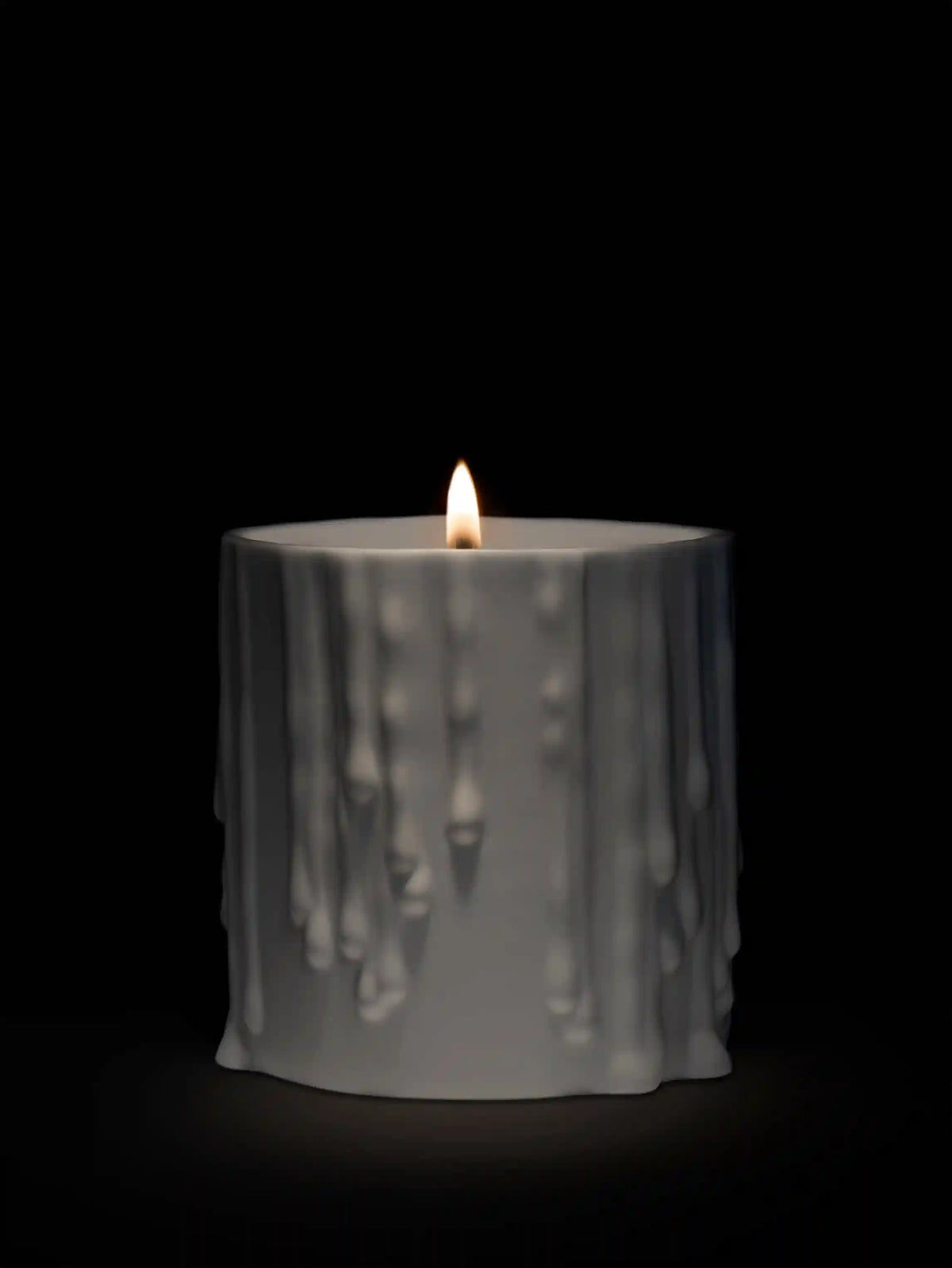 White Melted Wax candle holder - For classic candles